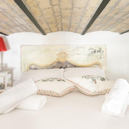 Leopardo 28 - Loft In Trastevere โรม ภายนอก รูปภาพ