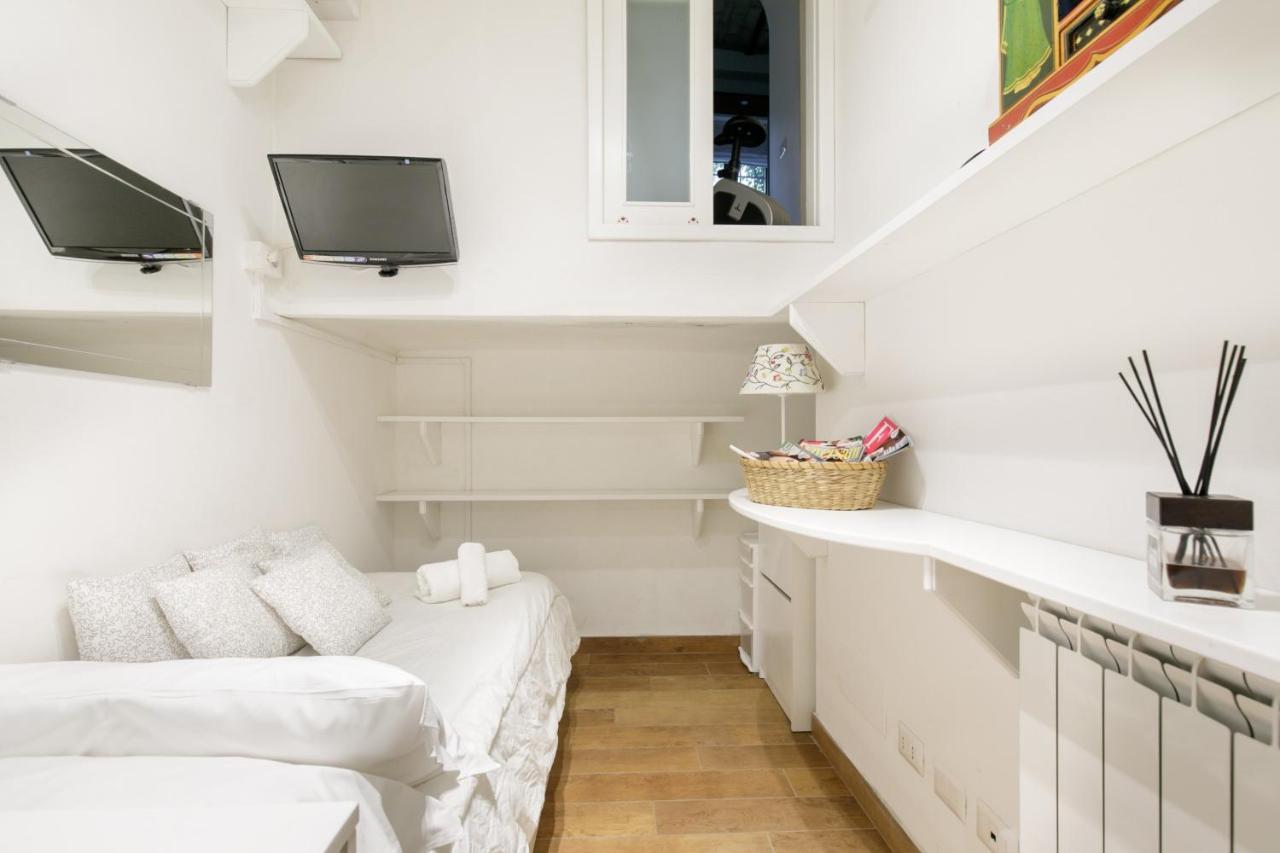 Leopardo 28 - Loft In Trastevere โรม ภายนอก รูปภาพ